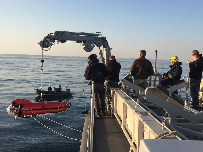 Українські військові навчаються в Італії розміновувати територію