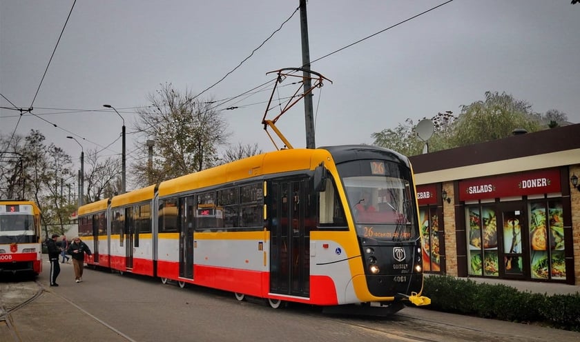 В Одесі курсує найдовший трамвай в Україні (фото)