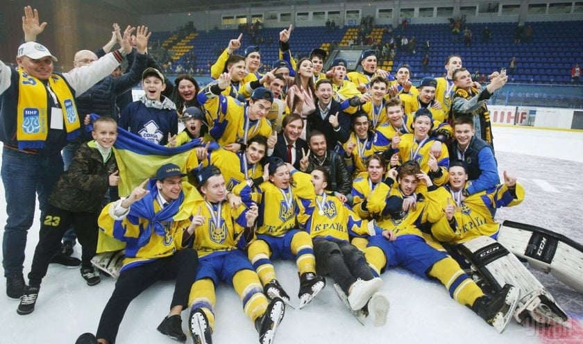 Україна взяла «бронзу» на чемпіонаті світу з хокею