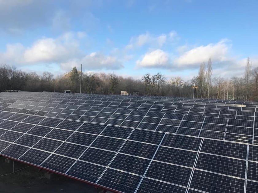 У Чорнобильській зоні запрацювала сонячна електростанція