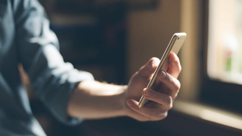 ID-картка та закордонний паспорт стануть електронними: де і як їх використовувати