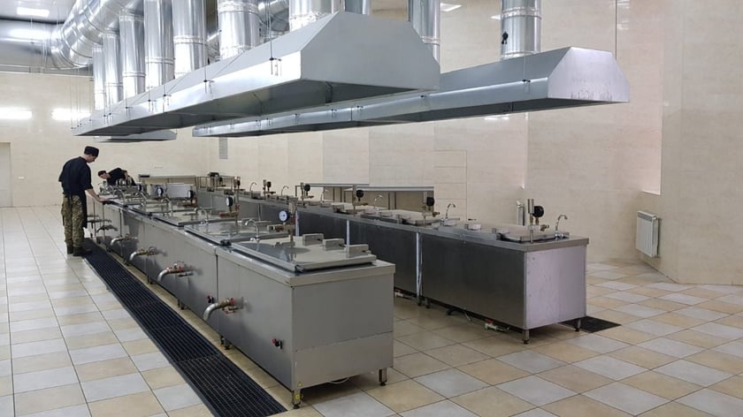 Солдатські кухні обладнають новітньою технікою за 400 мільйонів гривень (ФОТО)