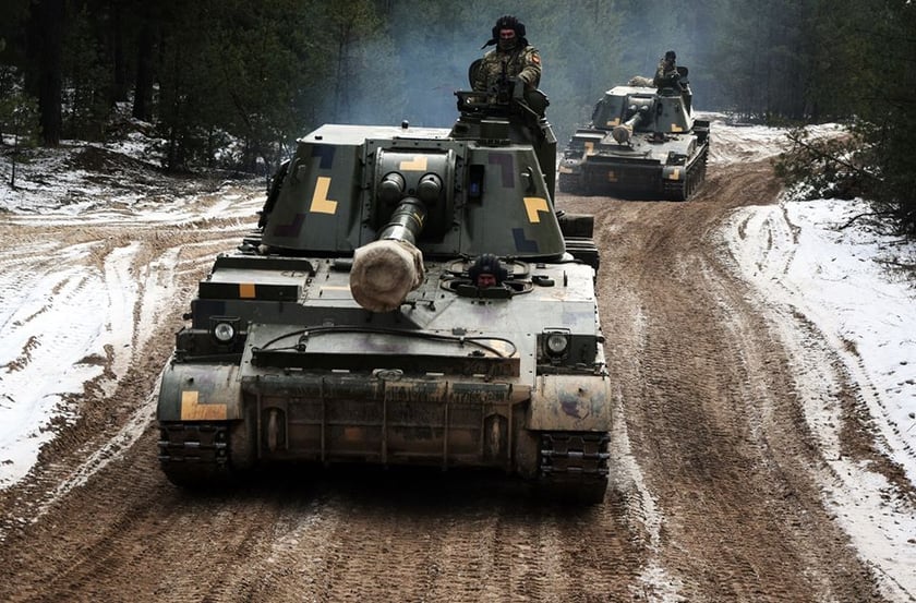 Українські артилеристи провели вогневі навчання (ФОТО)