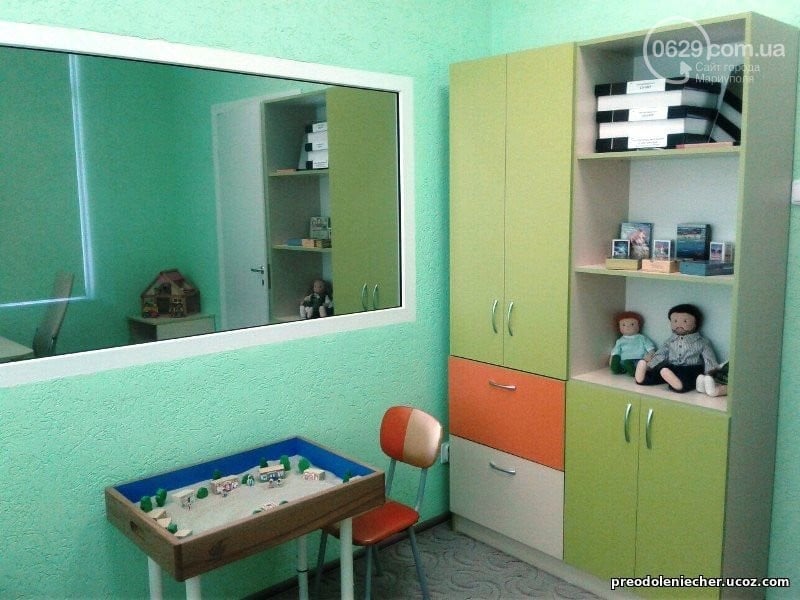 У Маріупольській поліції з'являться «зелені кімнати» для бесід з підлітками