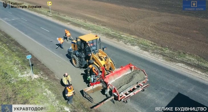 Велике будівництво на Харківщині: коли завершать дорогу на Павлоград (ВІДЕО)