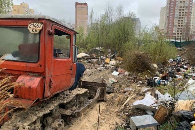 У Києві Дарницю очистили від сміття (ФОТО)