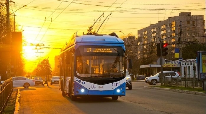 Маріуполь отримав 15 нових тролейбусів (ФОТО)