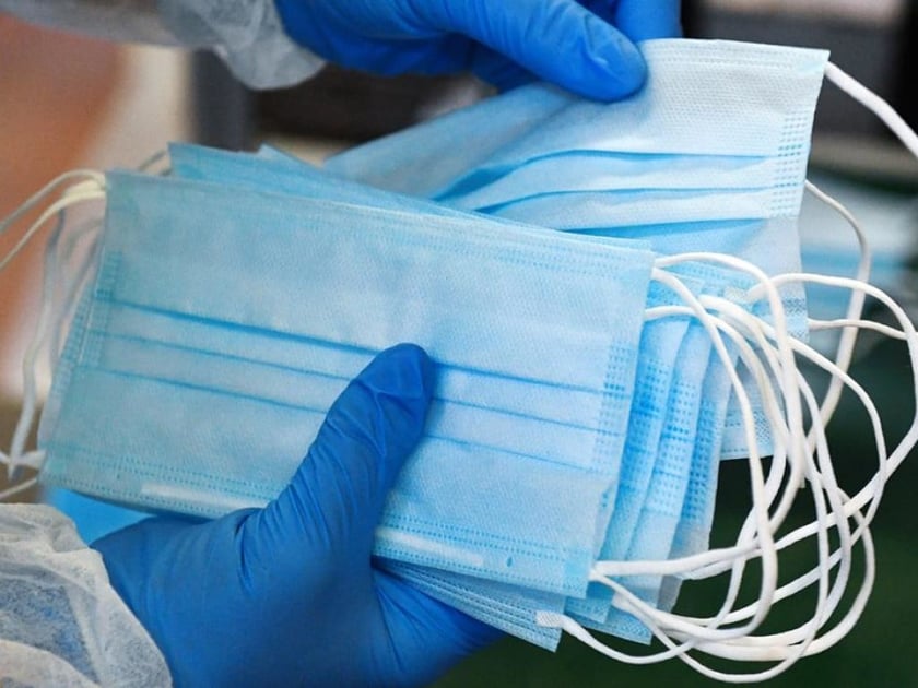 Київ отримав контейнери для використаних масок і рукавичок: як вони виглядають (ФОТО)