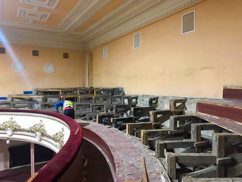 Як оновлюють Київський театр оперети (ФОТО)