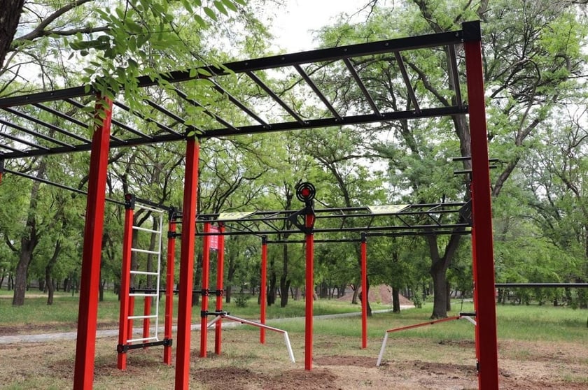 На Херсонщині встановили унікальний спортивний майданчик