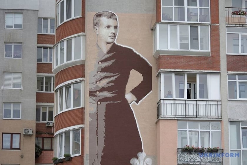 У Львові намалювали мурал-портрет Андрея Шептицького