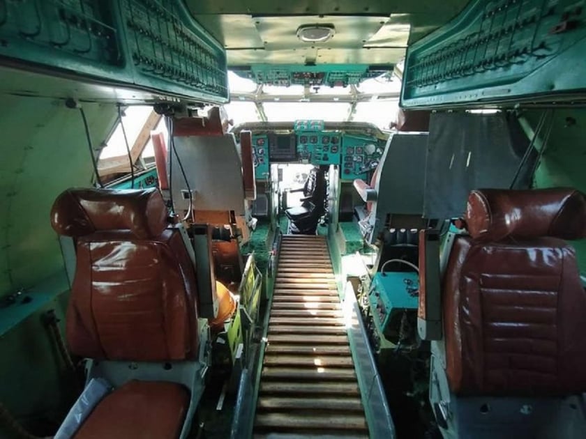 У Музеї авіації готуються відкрити кабіну літака Ту-142 (ФОТО)