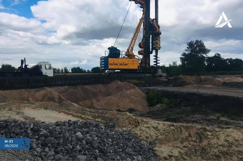 Як на Дніпропетровщині будують перший український хайвей (ФОТО)