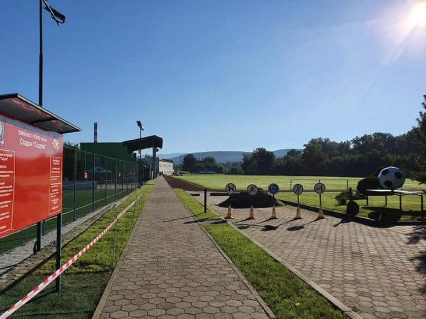 В Ужгороді зводять ДЮСШ олімпійського резерву з футболу (ФОТО)