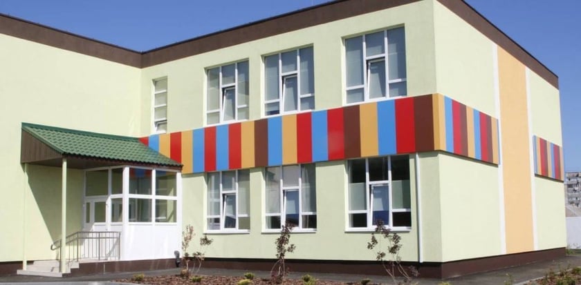 На Дніпропетровщині відкрили два нові корпуси школи, збудовані з нуля (ФОТО)