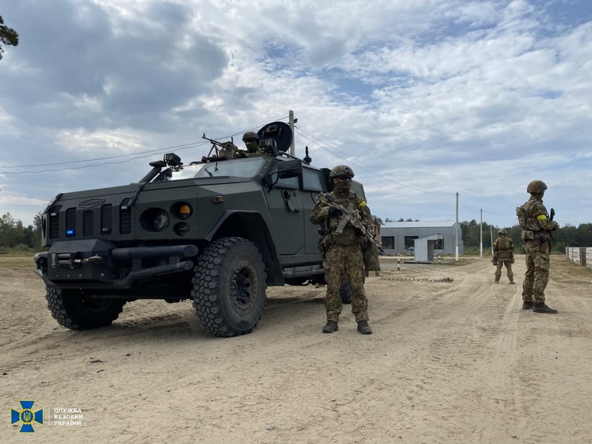 СБУ провела планові контрдиверсійні навчання на військових об’єктах (ВІДЕО)
