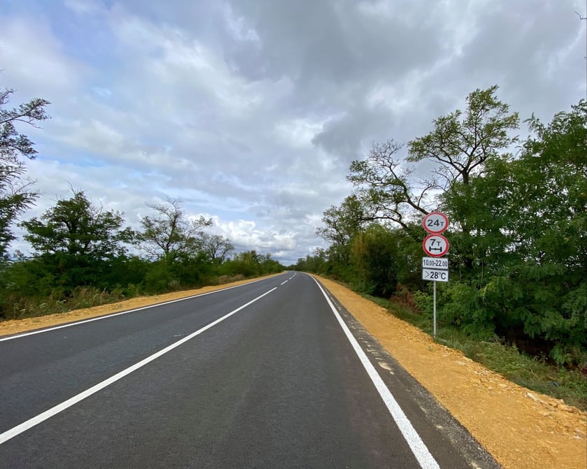 На Одещині ремонтують дорогу до сусідньої області