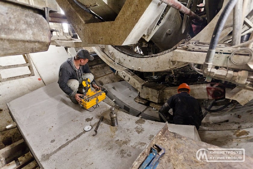 Метро на Виноградар: збудовано 114 метрів тунелю