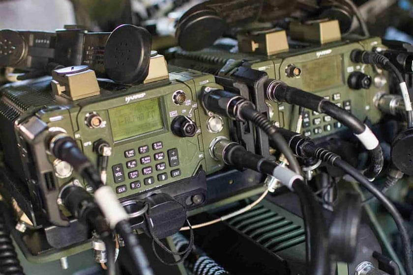 Українські військові отримали радіостанцій на $300 млн
