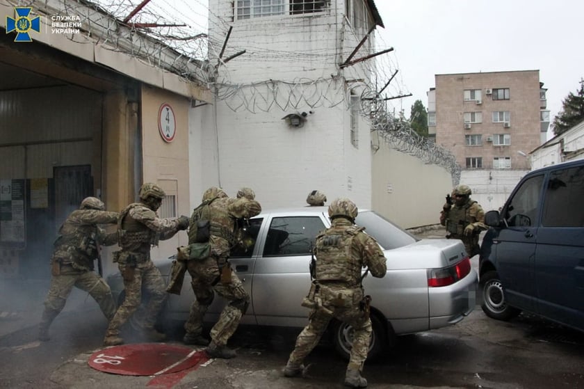 У Черкасах СБУ провела антитерористичні навчання (ВІДЕО)