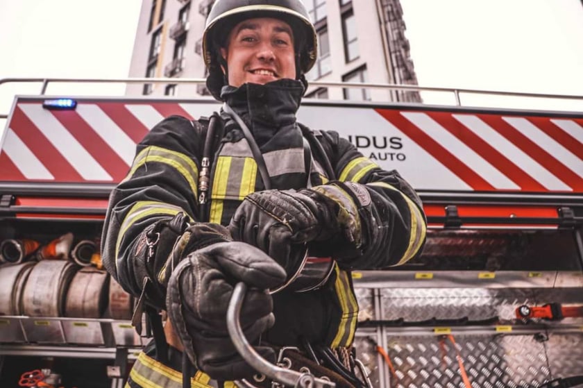 У Києві пройшли протипожежні навчання в багатоповерхівці (ФОТО)