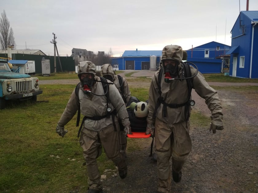 Рятувальники провели низку тренувань з ліквідації пожеж (ФОТО)