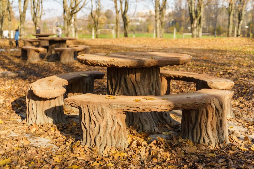 Вуличні меблі, затишна алея і воркаут: як змінився вінницький парк завдяки бюджету участі (ФОТО)