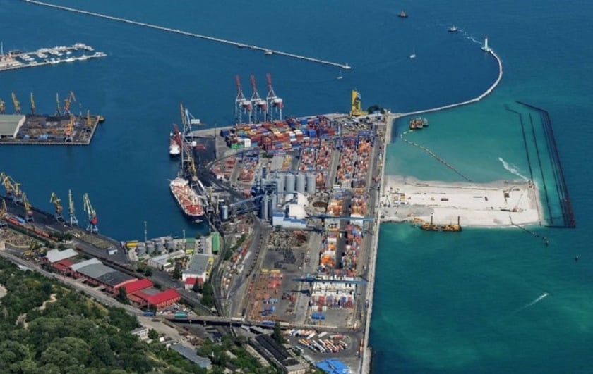 Завершили будівництво нового причалу Одеського морського порту