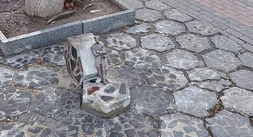 Колекція луцьких кликунів поповнилася двома скульптурками