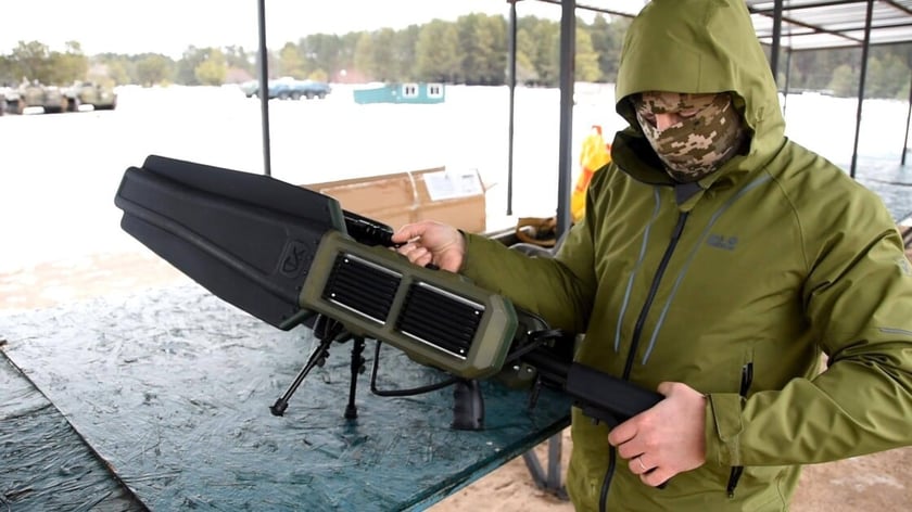 Українські бійці на передовій отримають «антидронові рушниці»