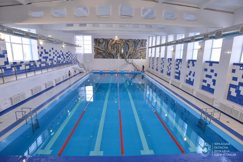 На Черкащині відкрили спорткомплекс з басейном за 15,5 млн грн