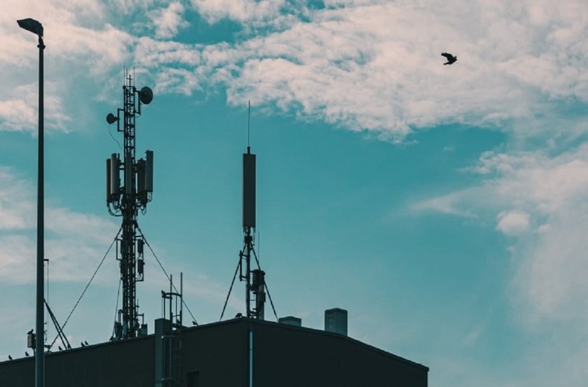 В Україні змінили норми випромінювання для станцій, що покращить зв’язок та Інтернет