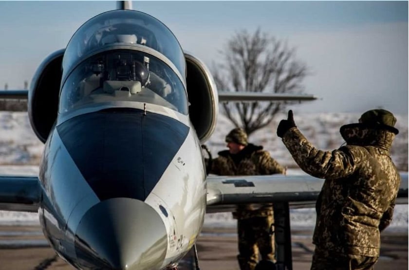 Як Миргородська бригада літає і вдень, і вночі (ФОТО)