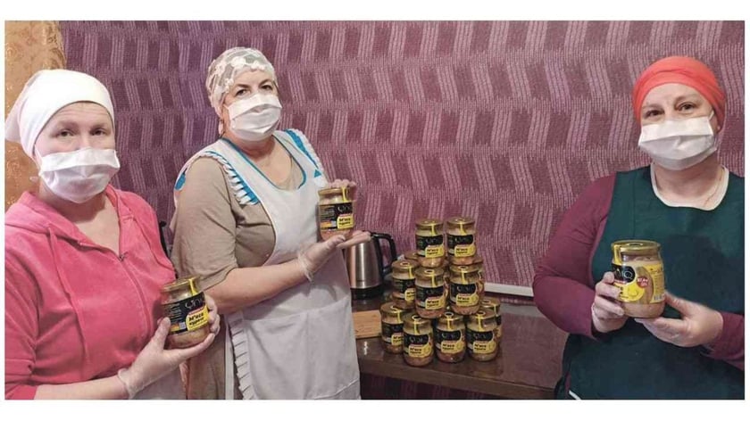 «Добра скиба»: як благодійники з Тернопільщини допомагають лікарям