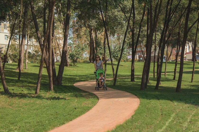 Як у Києві ремонтують третю чергу парку «Троєщина» (ВІДЕО)