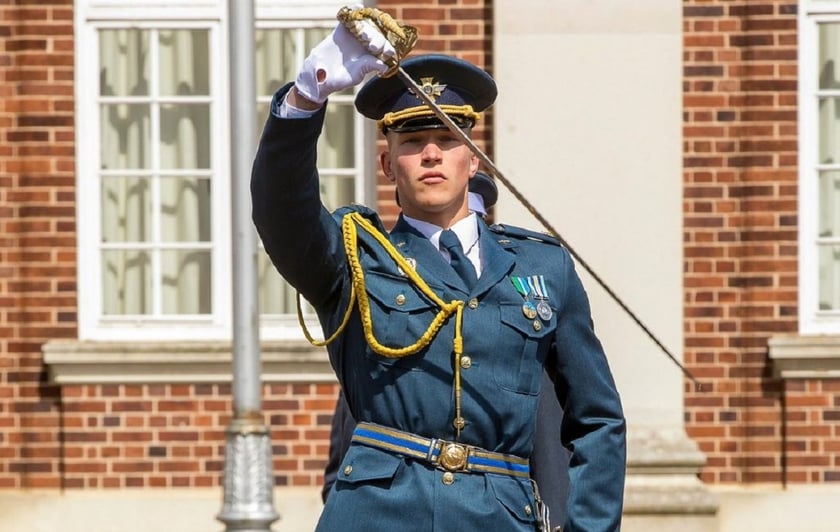 Український курсант здобув відзнаку у британському коледжі Королівських ВПС