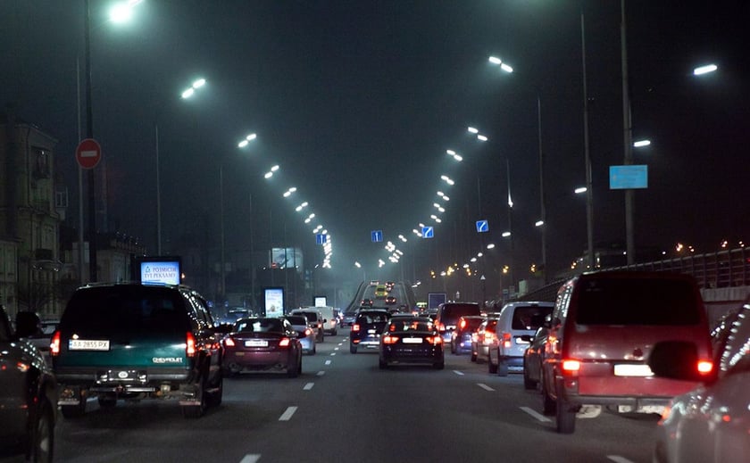 Київ залучить €30 млн Європейського інвестиційного банку на капремонт мереж зовнішнього освітлення