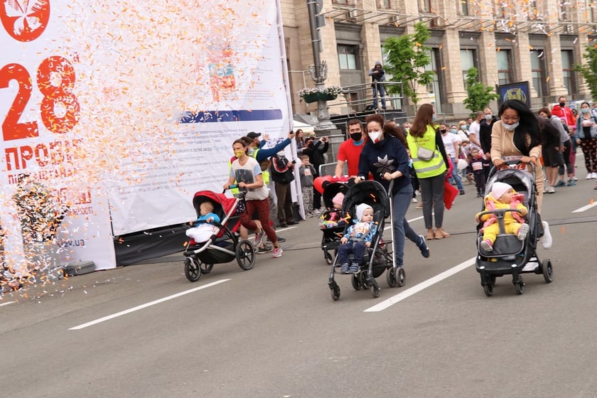 «Пробіг під каштанами» у Києві зібрав понад мільйон гривень для Центру дитячої кардіології