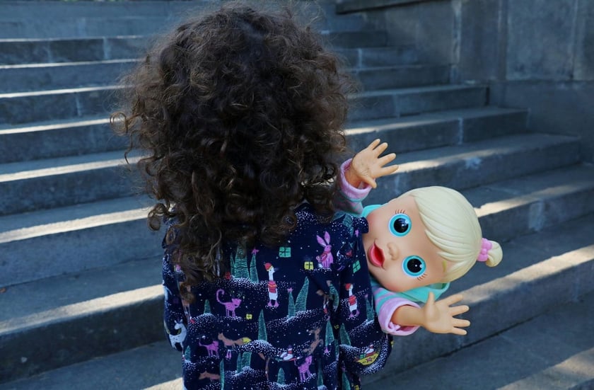 В Україні наповнюють благодійний фотосток «Щаслива Планета»: долучитися може кожен