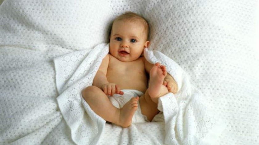 В Україні запустили Гарячу лінію підтримки батьків після пологів