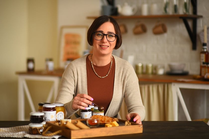 Бджолярка з Донеччини здобула срібну відзнаку на конкурсі меду у Лондоні