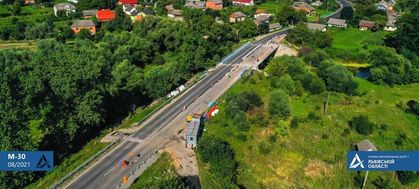 На Львівщині ремонтують 36-метровий міст через Дністер