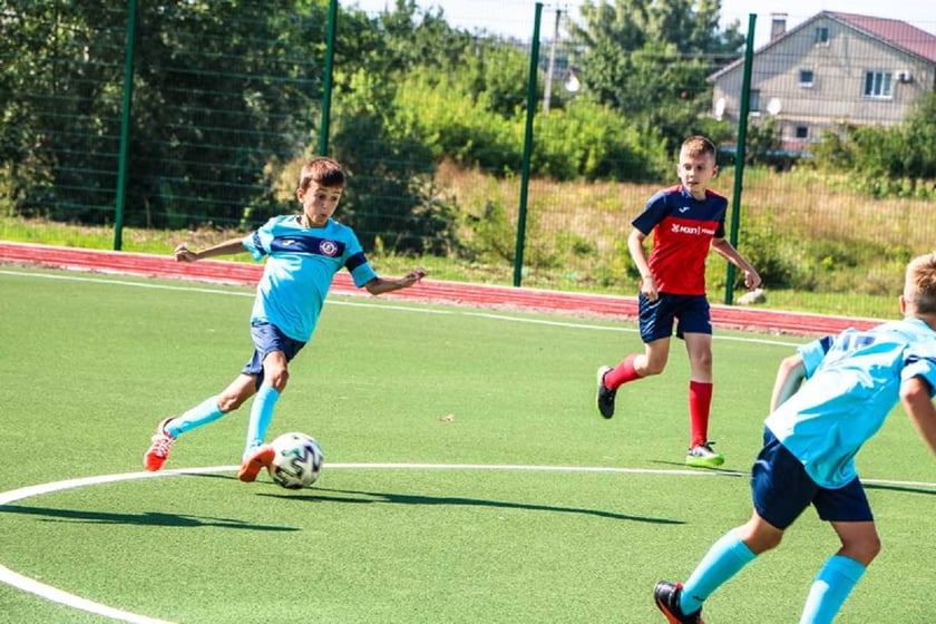 У черкаській школі відкрили новий стадіон за понад 7 млн грн