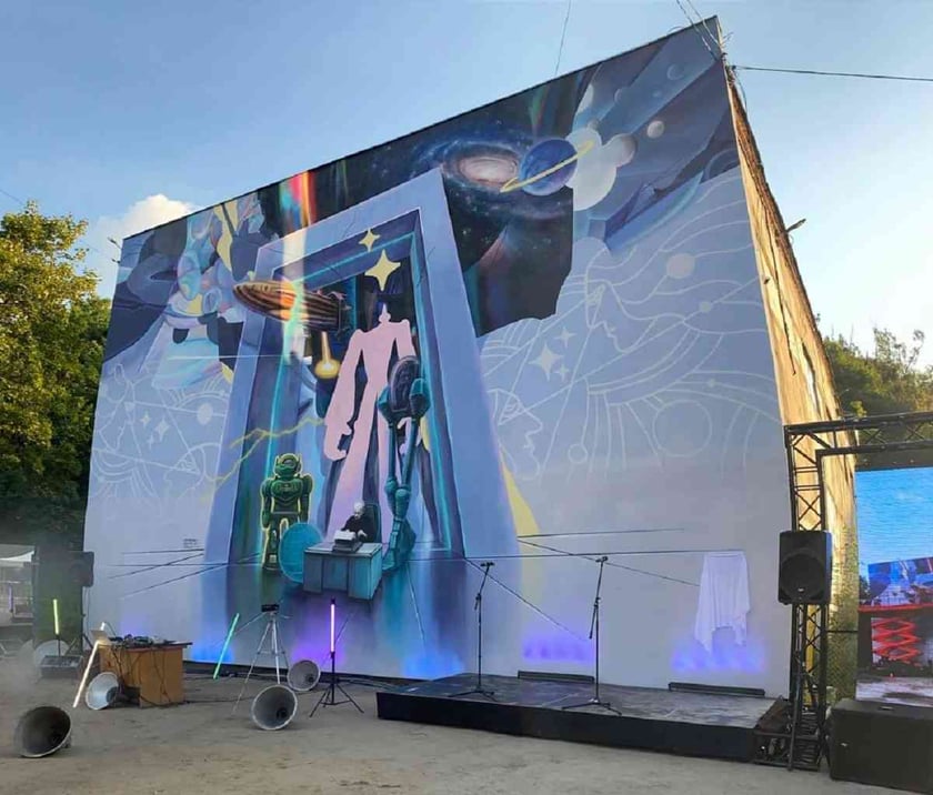 У Львові відкрили мурал до 100-річчя футуролога Станіслава Лема (ФОТО)