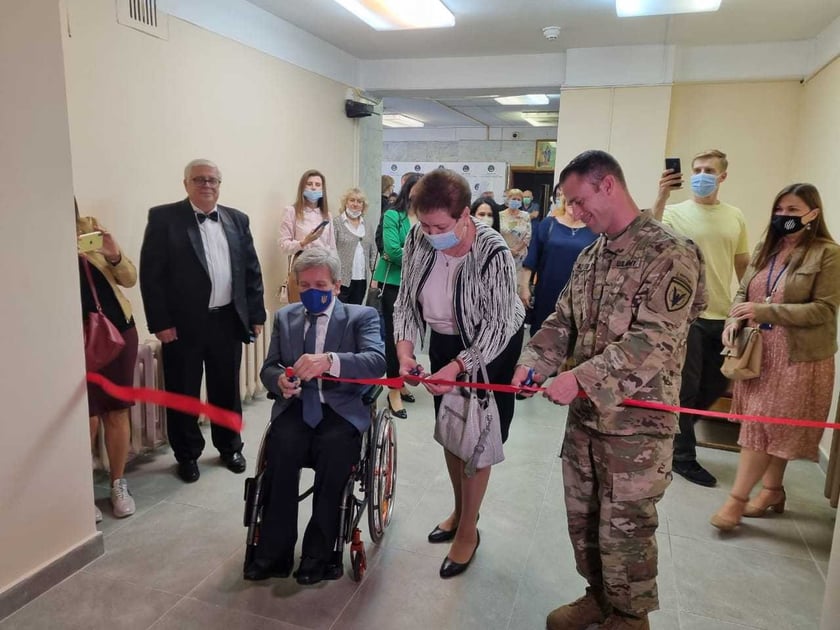 США надали $90 тис. для реконструкції центру реабілітації дітей у Києві