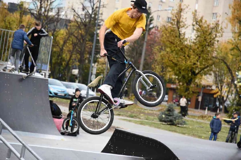 У Луцьку відкрили спортивно-ігровий урбан-парк