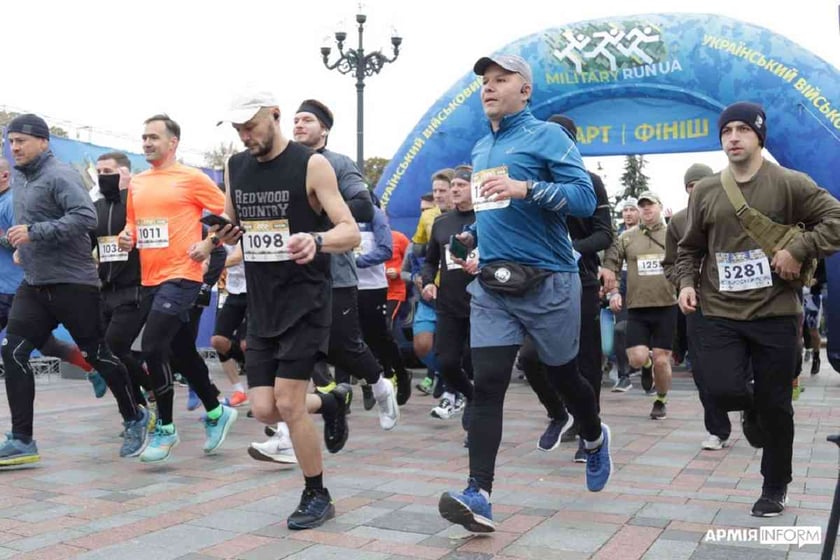 У Києві відбувся І Український військовий забіг на чолі з командувачами ЗСУ