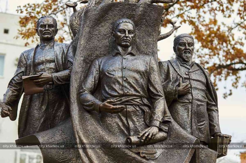 У Харкові відкрили Сквер мислителів