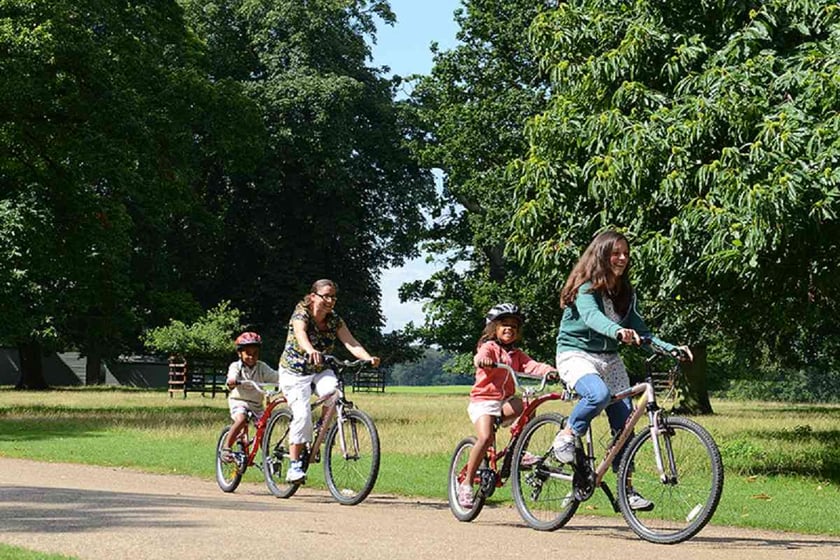 Активісти розробляють карту велосипедних маршрутів в Україні і просять про допомогу