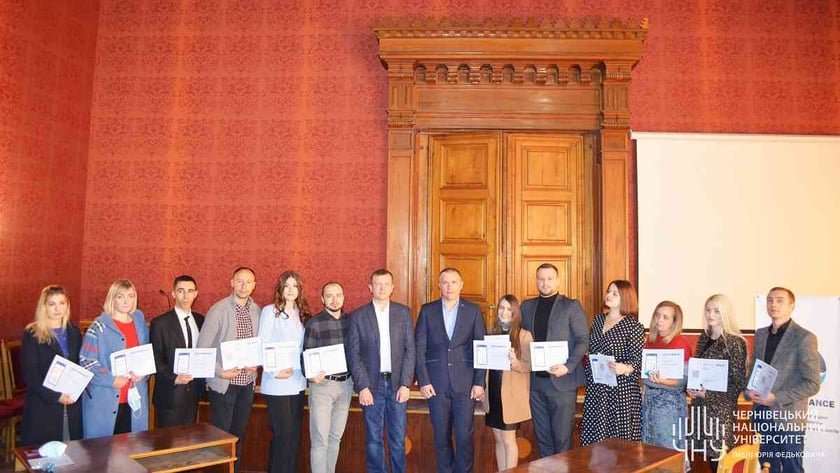 У Чернівецькому університеті молоді науковці отримали криптостипендії від благодійника